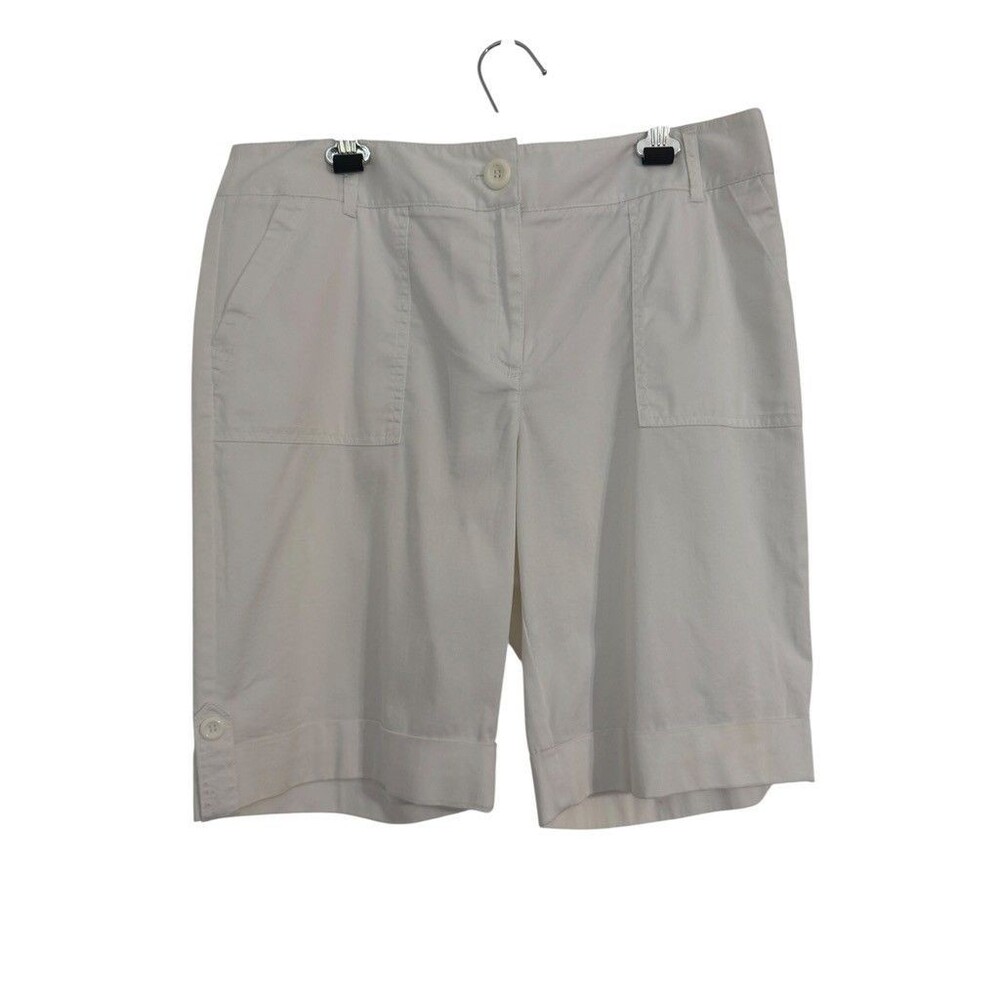 NWT Chico's Womens Sz 16 18 2.5 Ultimate Fit White Bermuda Cargo Shorts Stretch